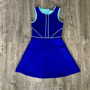 Girls dress size L (8-10)